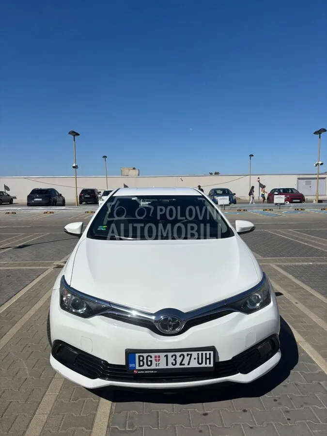 Toyota Auris 2018 photo 5