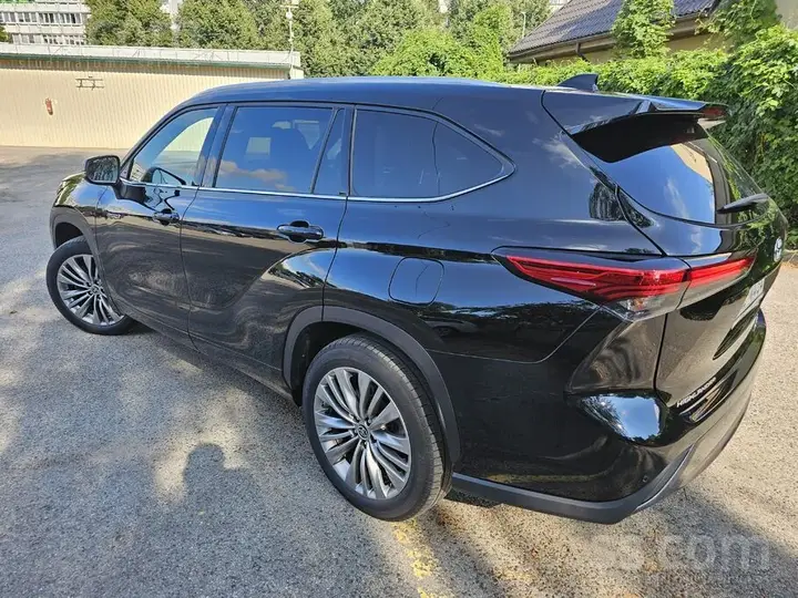 Toyota Highlander 2021 photo 5