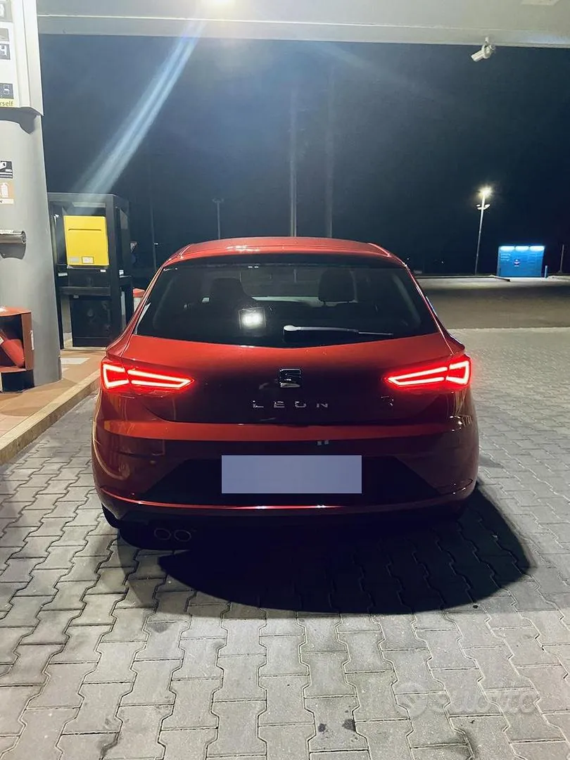 Seat Leon 2018 photo 2