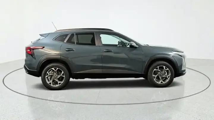 Chevrolet Trax 2026 photo 2