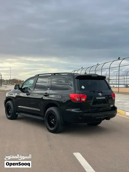 Toyota Sequoia