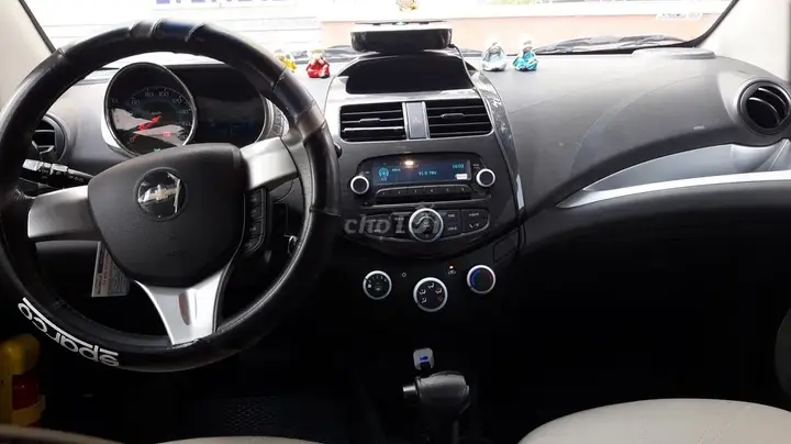 Chevrolet Spark 2015 photo 2