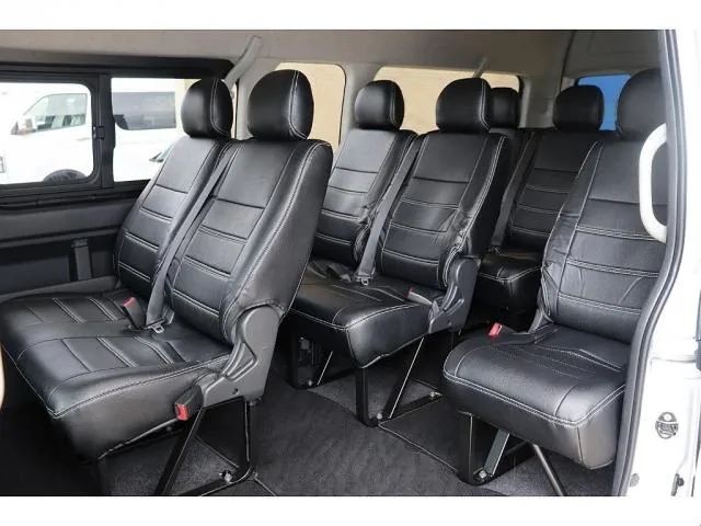 Toyota Hiace Wagon 2024 photo 2