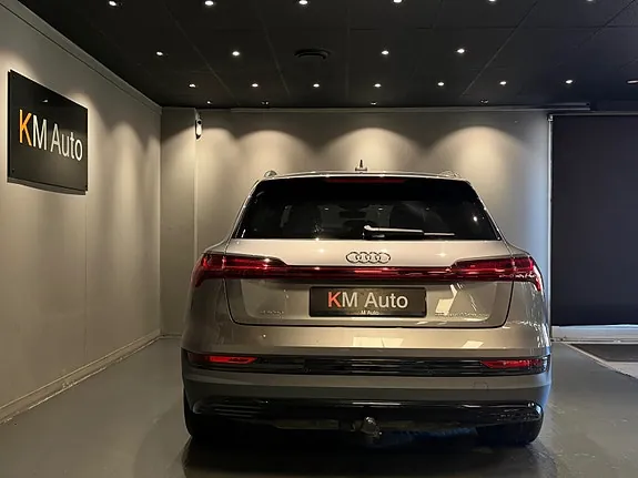 Audi E-Tron 2019 photo 5
