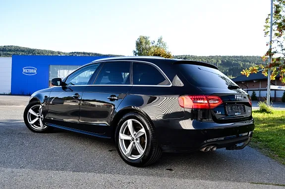 Audi A4 2013 photo 4