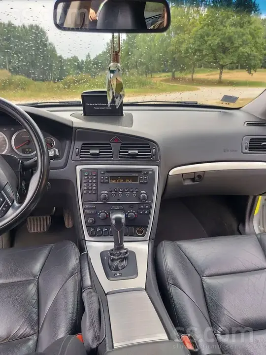Volvo V70 2007 photo 2