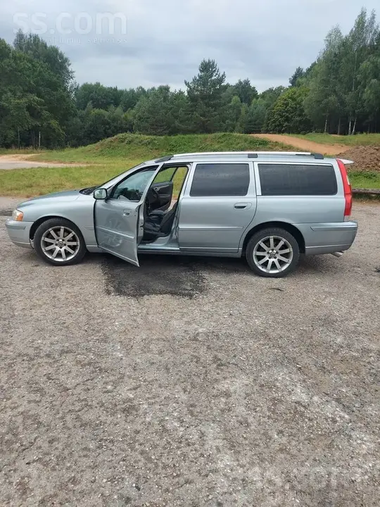 Volvo V70 2007 photo 3