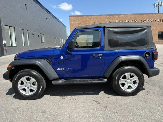 Jeep Wrangler 2018 photo 2