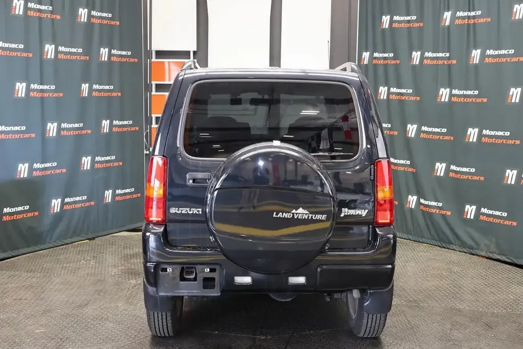 Suzuki Jimny 2005 photo 5