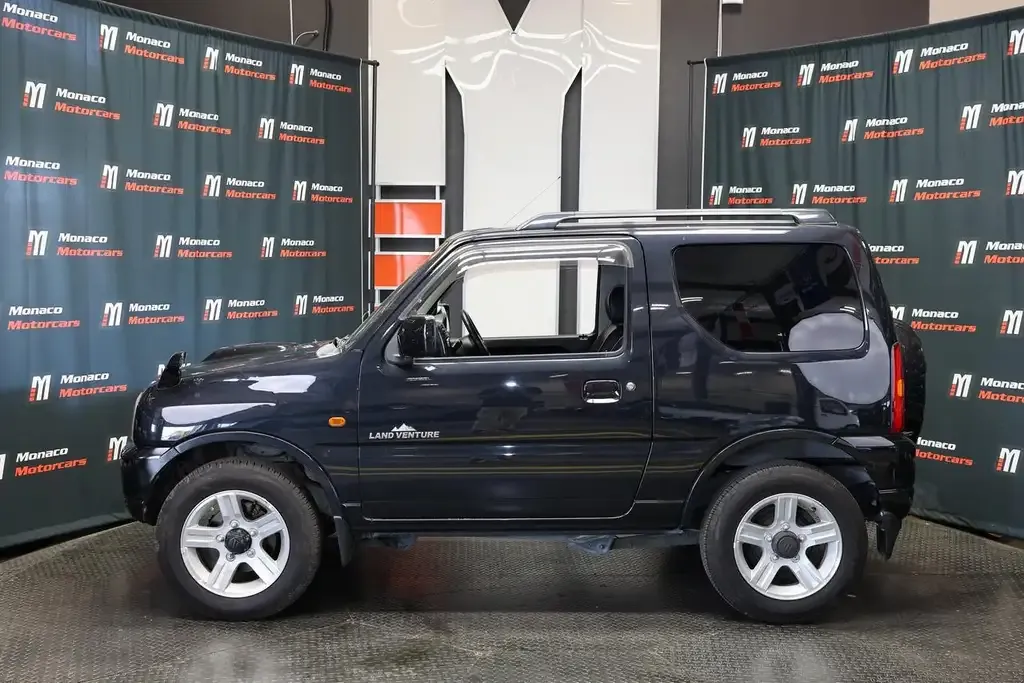 Suzuki Jimny 2005 photo 3