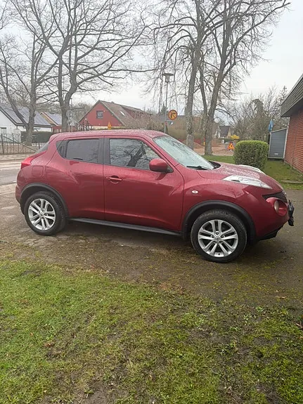 Nissan Juke 2010 photo 2
