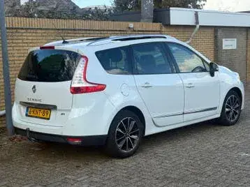 Renault Grand Scenic 2013 photo 4