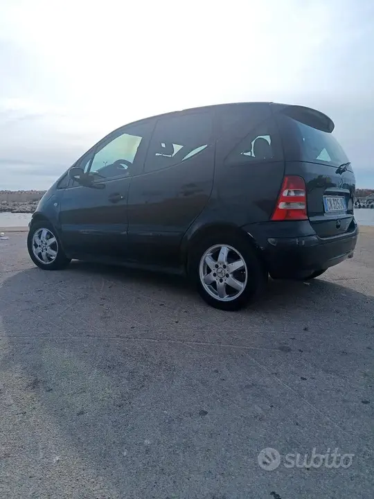 Mercedes-Benz A 2004 photo 2