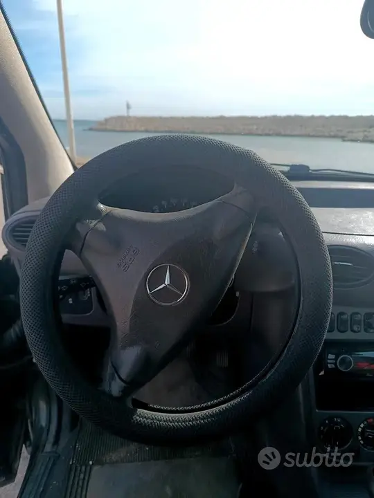 Mercedes-Benz A 2004 photo 3