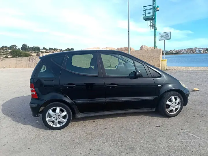 Mercedes-Benz A 2004 photo 5