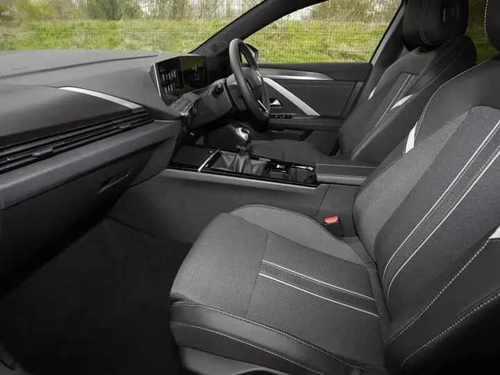 Vauxhall Astra 2026 photo 5