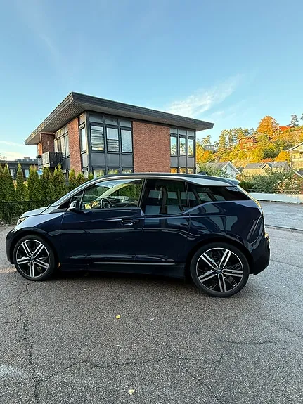 BMW I3