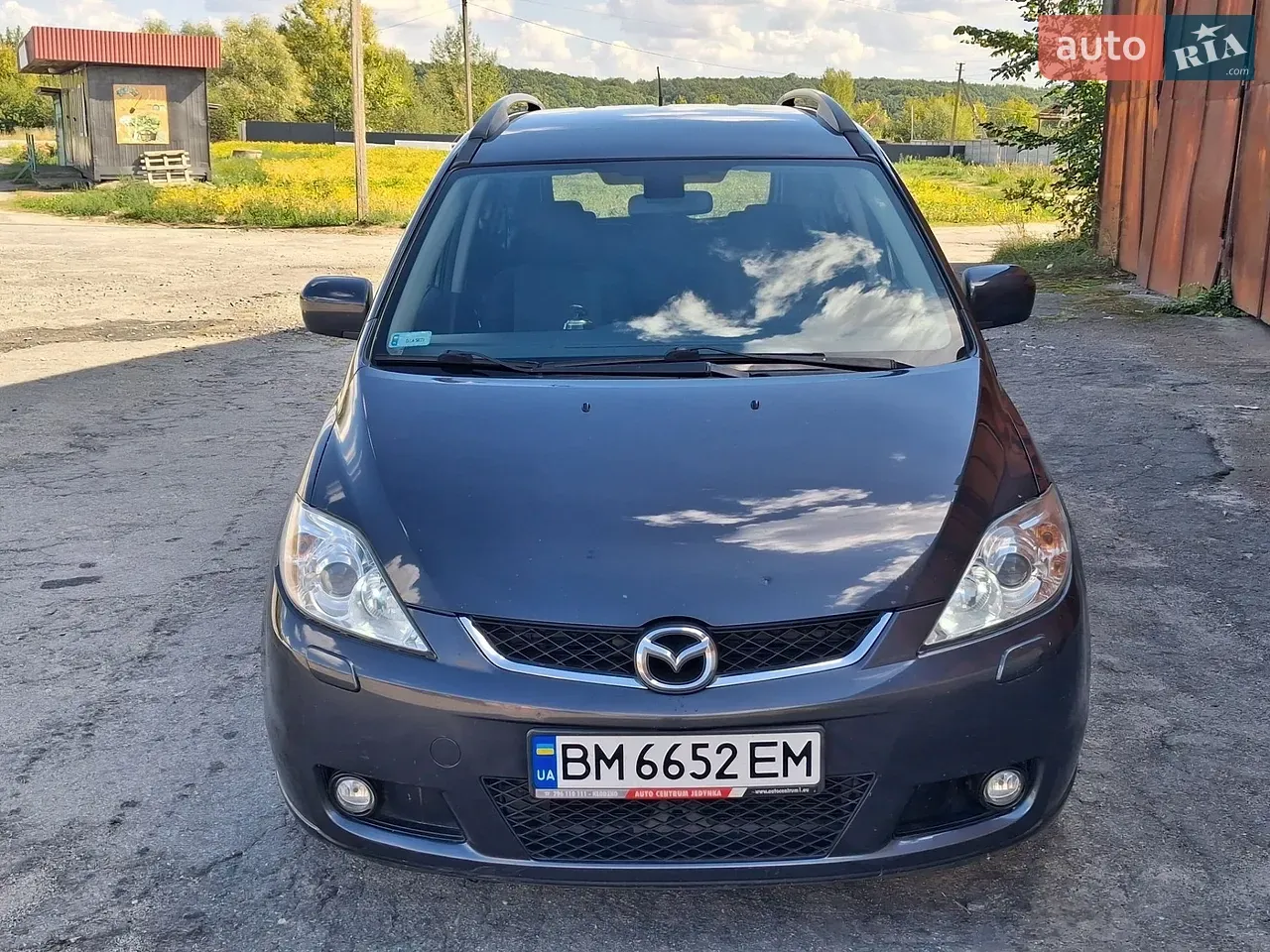 Mazda 5 2006 photo 2