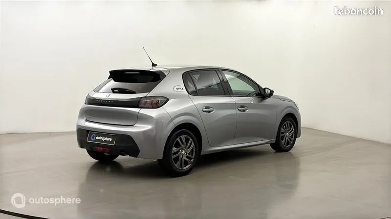 Peugeot 208 2022 photo 5