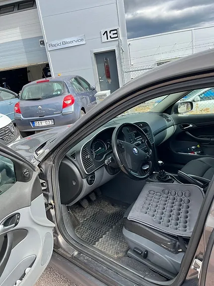 Saab 9-3 2007 photo 2