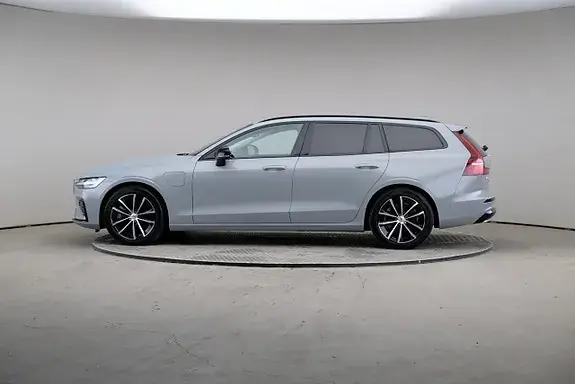 Volvo V60 2025 photo 4