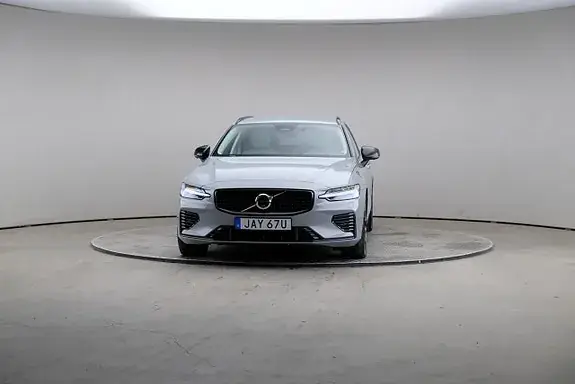 Volvo V60 2025 photo 3