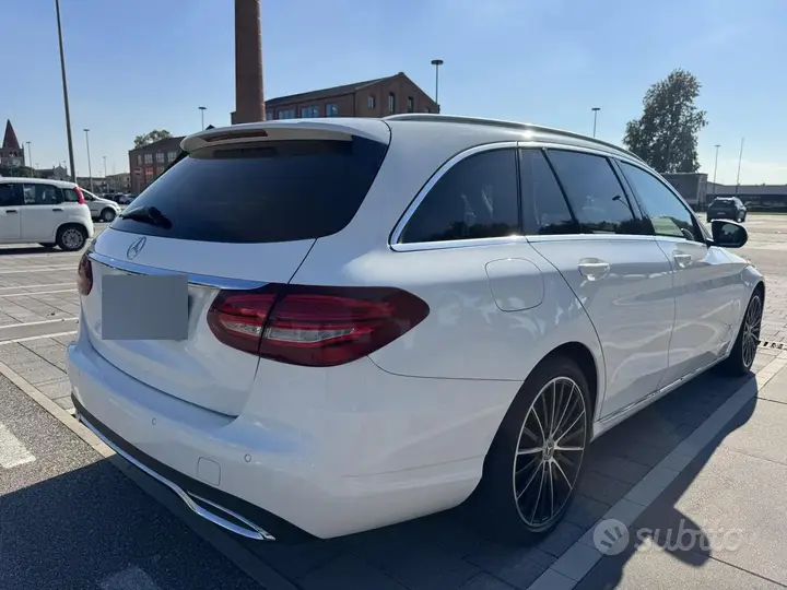 Mercedes-Benz C-Class 2018 photo 3