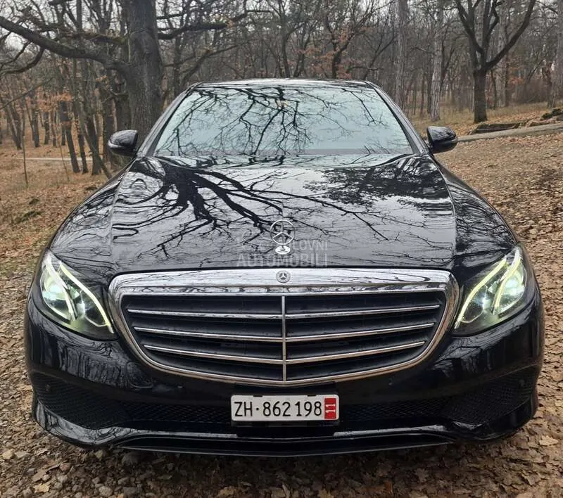 Mercedes-Benz E 220 2018 photo 2