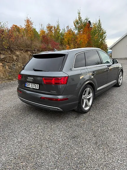 Audi Q7 2018 photo 3