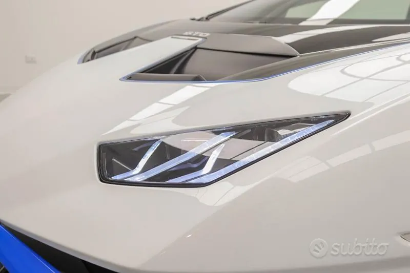 Lamborghini Huracán 2023 photo 5