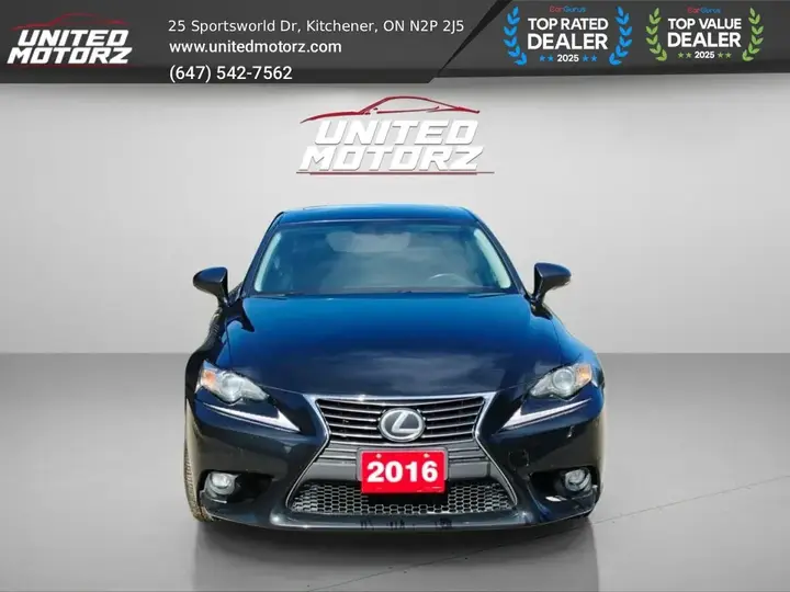Lexus Is 2016 photo 3
