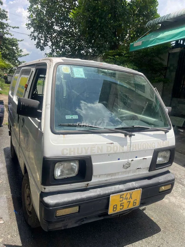 Suzuki Van