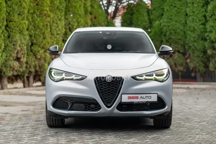 Alfa Romeo Stelvio 2023 photo 2
