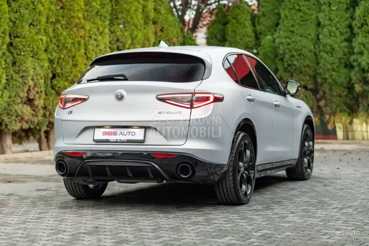 Alfa Romeo Stelvio 2023 photo 5