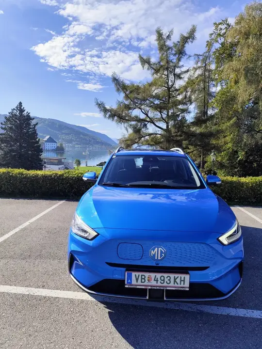 MG Zs Ev 2022 photo 2