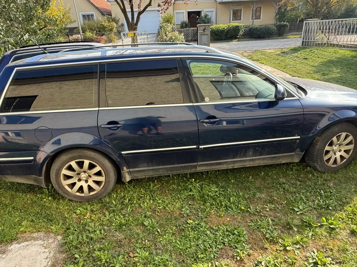 Volkswagen Passat 2003 photo 2