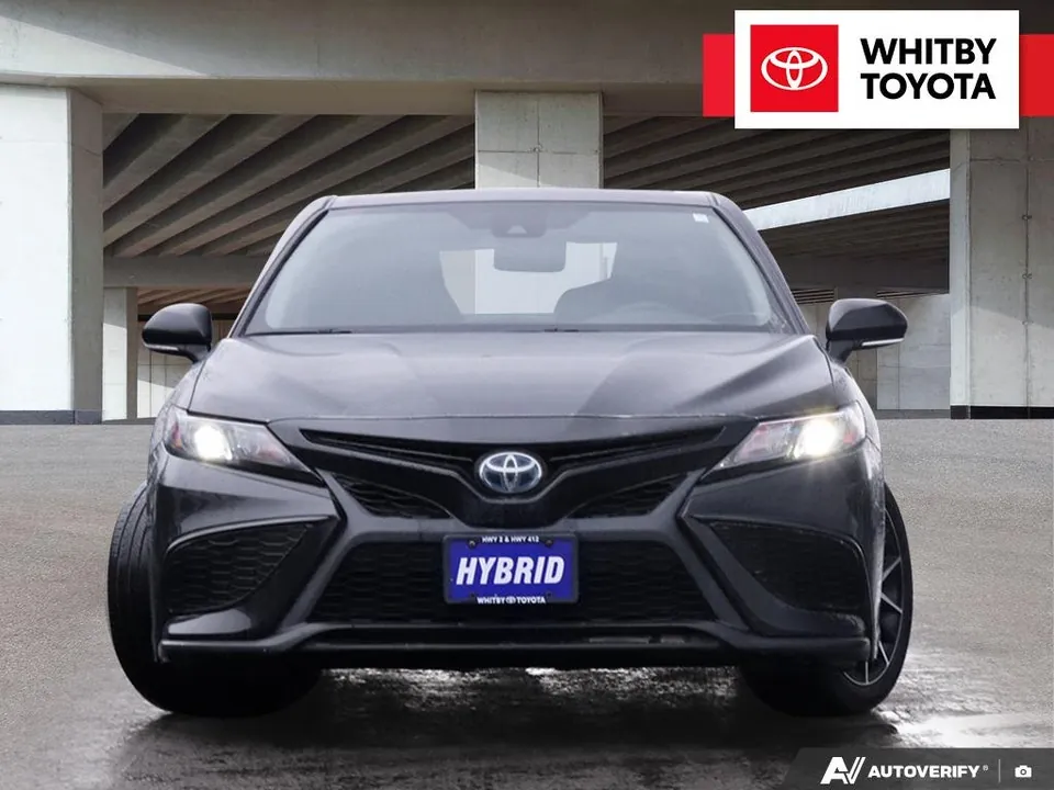 Toyota Camry 2022 photo 3