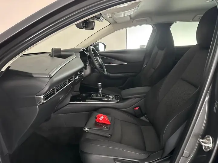 Mazda Cx-30 2023 photo 4
