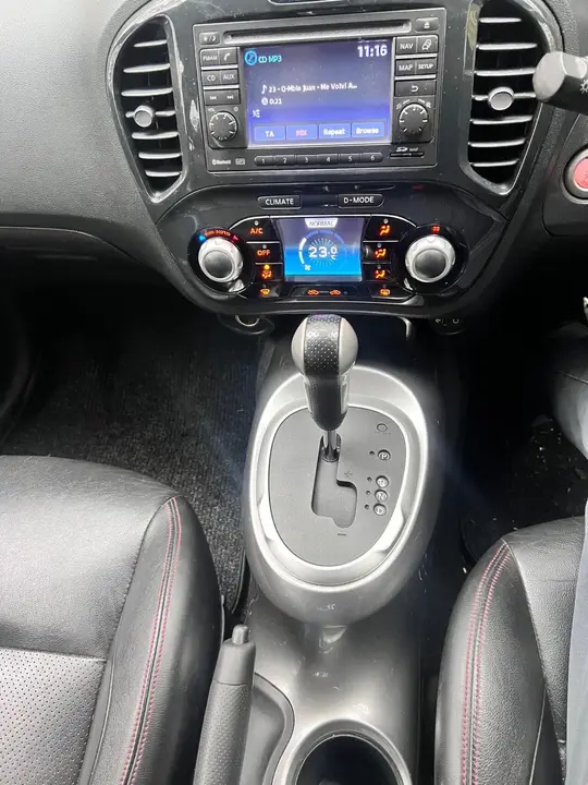 Nissan Juke 2010 photo 4