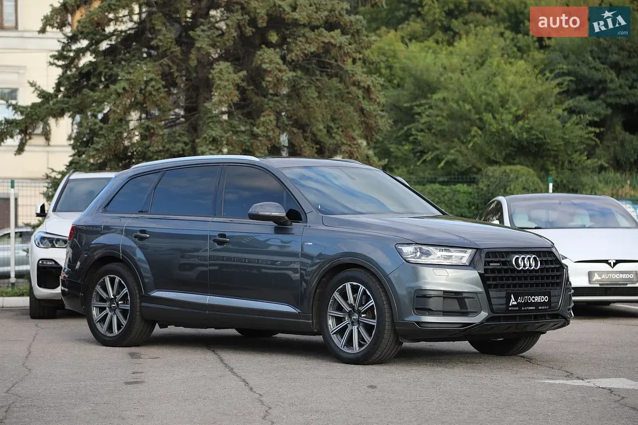 Audi Q7 2016 photo 4