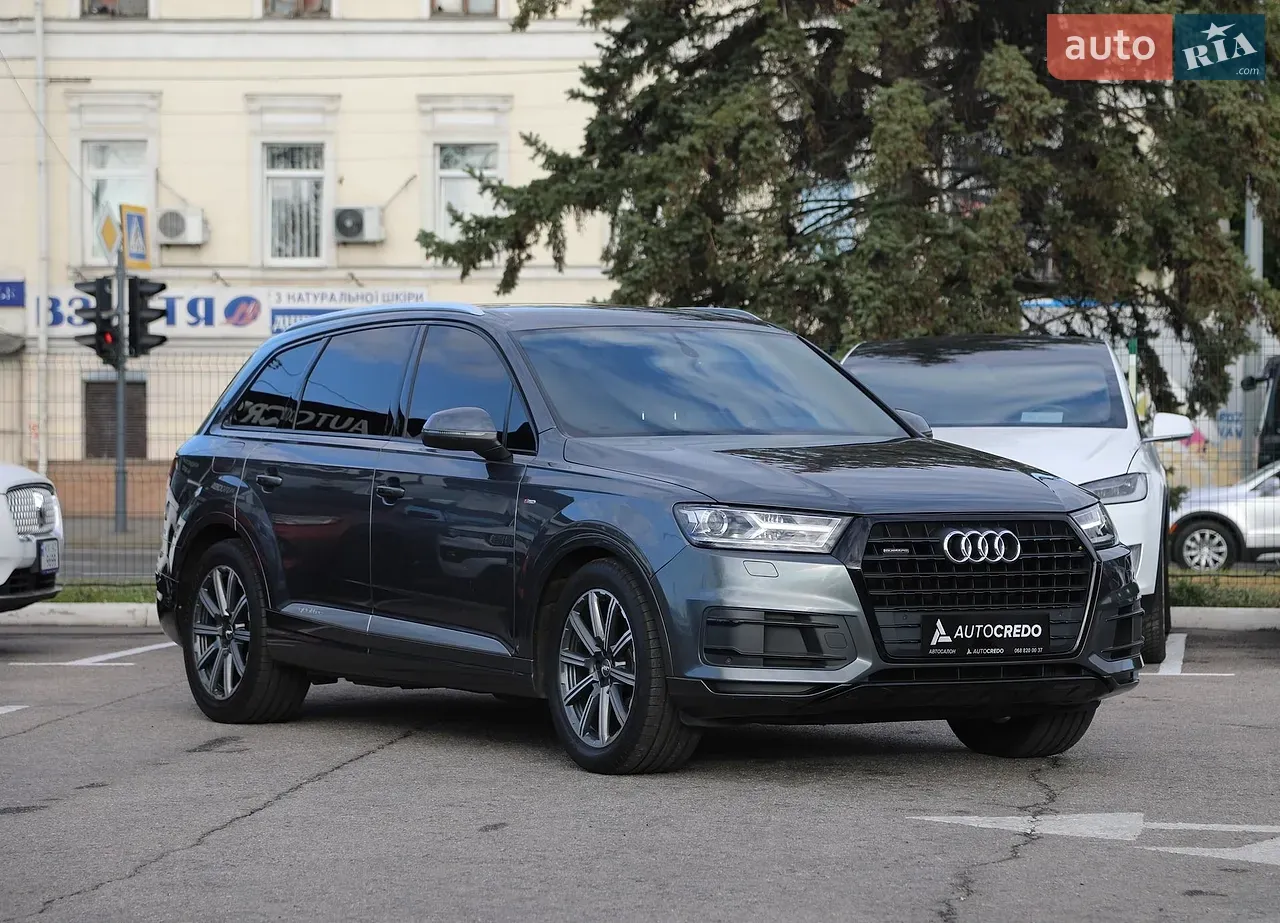 Audi Q7 2016 photo 3