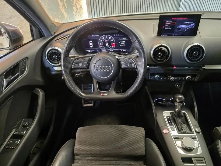 Audi S3 2017 photo 3