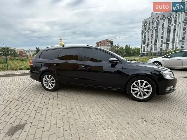Volkswagen Passat 2013 photo 3