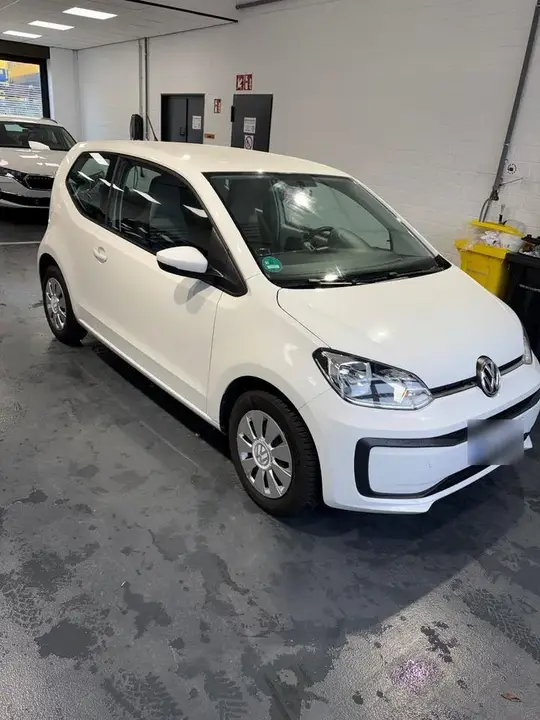 Volkswagen Up