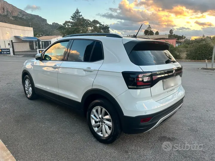 Volkswagen T-Cross 2023 photo 5