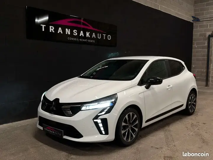 Mitsubishi Colt 2024 photo 2
