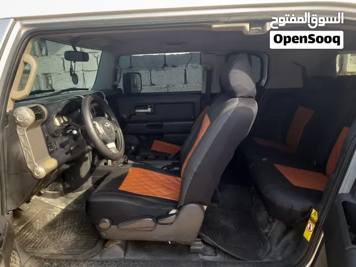 Toyota Fj 2012 photo 3