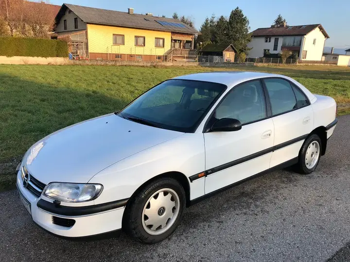 Opel Omega