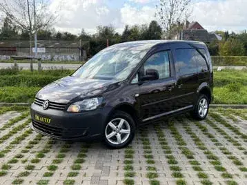 Volkswagen Caddy Combi 2012 photo 3