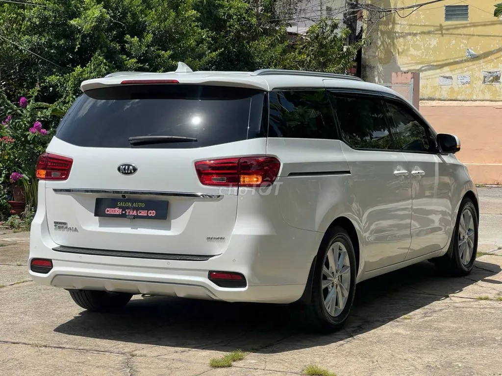 Kia Sedona 2020 photo 4
